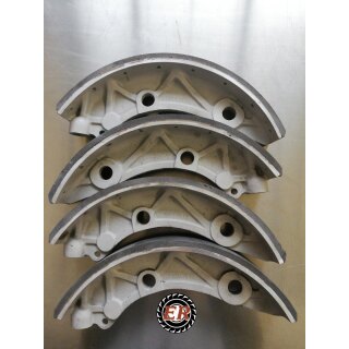 Bremsbacken Satz Steyr 180 repariert